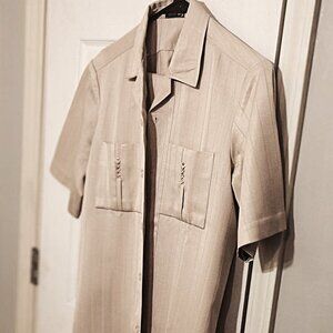 Prince Men 2 Peice Cream Short Sleeve Shirt & Pants Set      Small